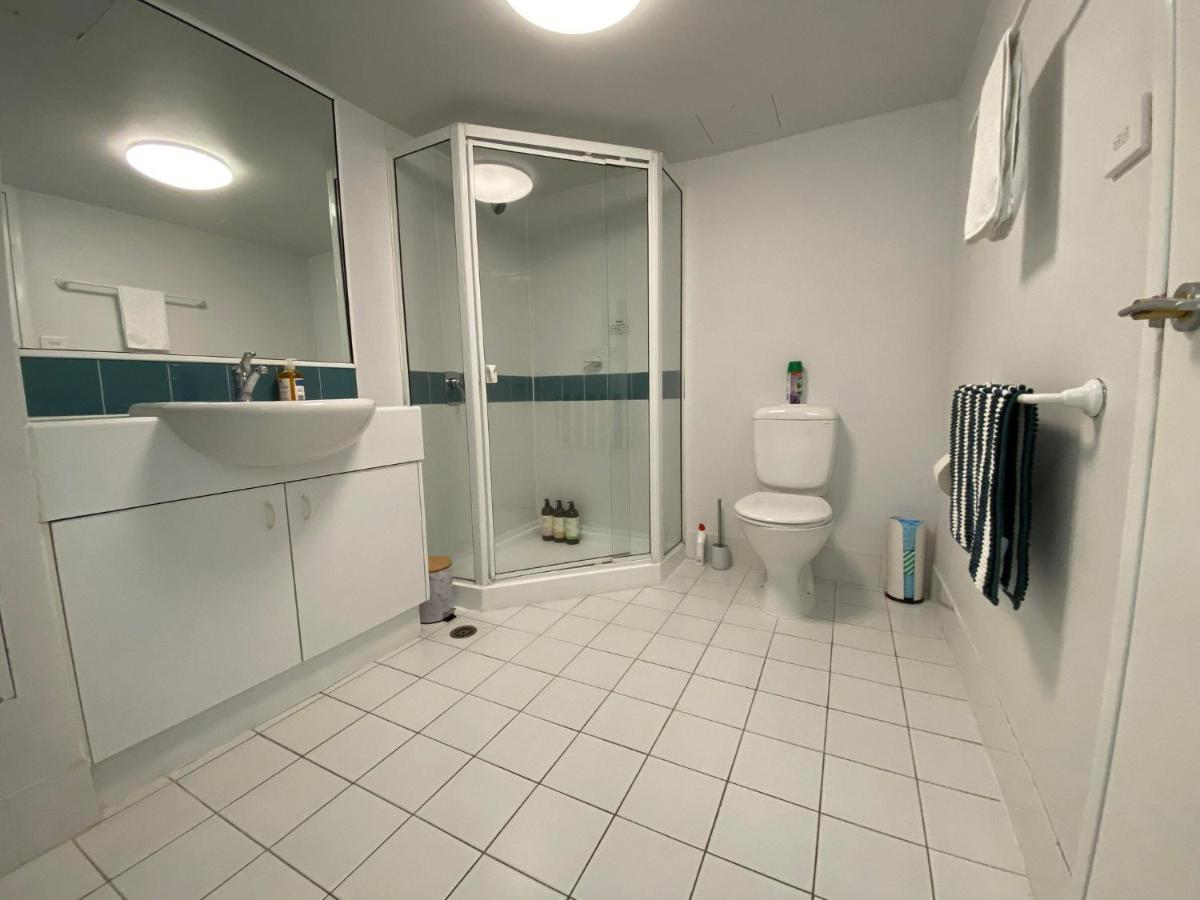 2 Bed 2 Bath Apartment In Braddon, Canberra - Pool, Gym And Free Parking Dış mekan fotoğraf
